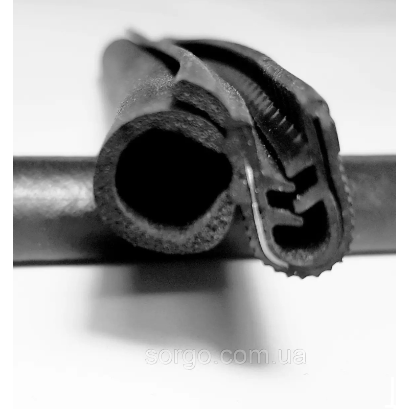 Ущільнювач отвіра двері ВАЗ 01-07, ГАЗ-53, МТЗ-80 (стара кабіна) на метраж.