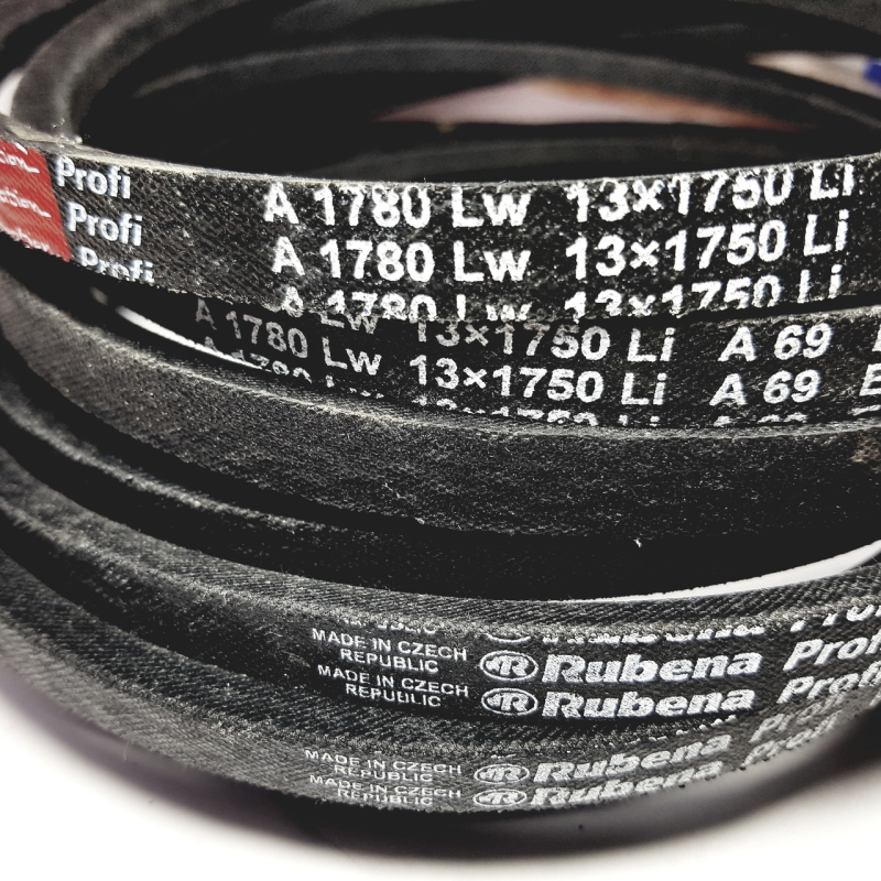 Ремінь (пас) приводний клиновий А (13х8) 1780 Lw RUBENA (Чехія)