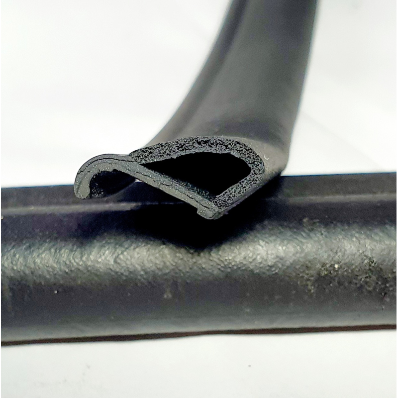 Ущільнювач додатковий отвору дверей ВАЗ 01-07 на метраж