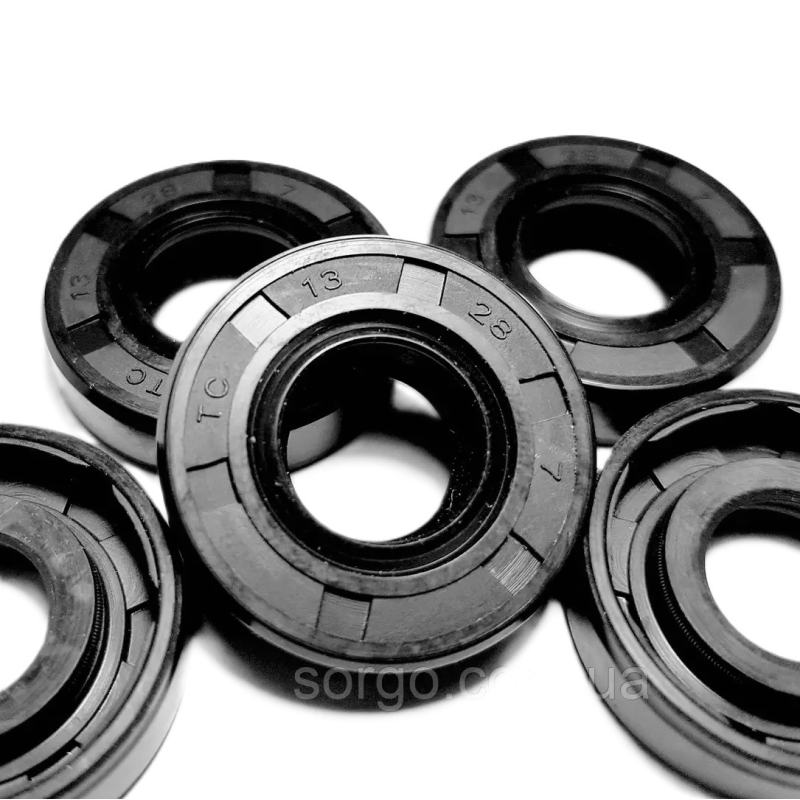 Сальник 13х28х7-2,2