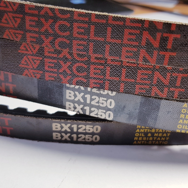 Ремінь (пас) приводний клиновий ВХ (17х11)-1250 зубчастий EXCELLENT