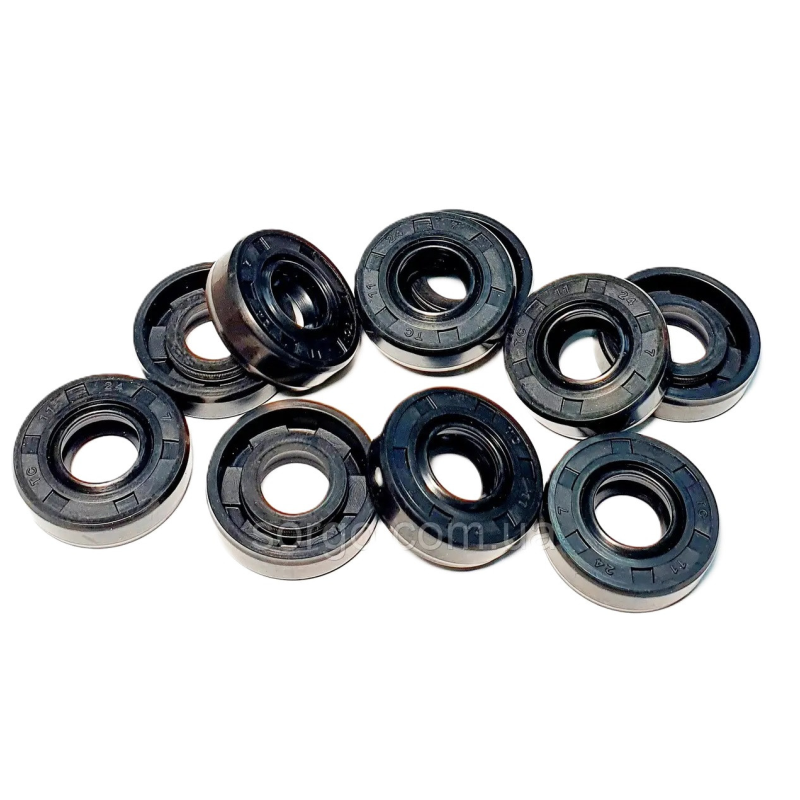 Сальник 11х24х7-2,2